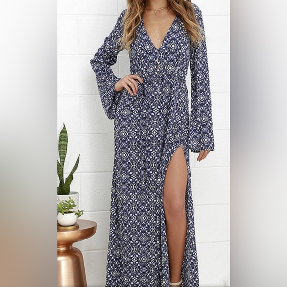 Lulus Dresses & Skirts - Lulus Mandala Daydream Blue Print Maxi-dress EUC Size XS Stretchy Fabric